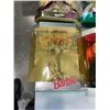 Image 5 : 4 VINTAGE BARBIES IN ORIGNAL PACKAGE - HOLIDAY COLLECTIONS 1991, 1992, 1994,1996,