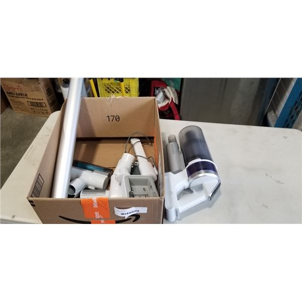 SAMSUNG JET VACUUM WITH ACCCESSORIUES, WALL MOUNT AND CHARGER, TESTED WORKING MODEL VS15T7032R4