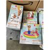 Image 2 : 7 ASSORTED INTEX INFLATABLE AND HARD POOLS AND POOL TOYS