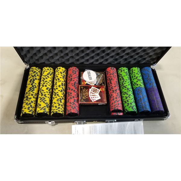 AS NEW CASED POKER SET