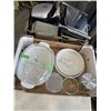 Image 1 : 2 TRAYS OF COOK WEAR INCLUDING CORNING WARE