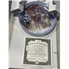 Image 2 : BOX OF VINTAGE WINTER SCENES AND ANIMAL COLLECTOR PLATES