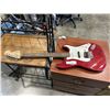 Image 1 : SQUIRE ELECTRIC GUITAR