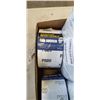 Image 2 : LOT OF PACKING SUPPLIES INCLUDING 200 PCS 6X 10" BUBBLE MAILERS, 2 ALUMINIUM OXIDE GOLDEN PSA ROLLS 