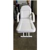 Image 2 : ADJUSTABLE SPA TREATMENT CHAIR