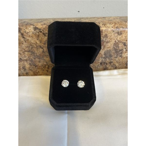 NEW PLATINUM PLATED 2.0CT EACH SIMULATED DIAMOND (CZ) STUD EARRINGS