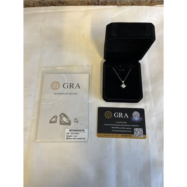 NEW S925 1.2T MOISSANITE STONE PIRNCESS CUT NECKLACE, CHAIN 16-18" MOUNTED IN 925 STERLING SILVER W/