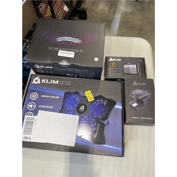 LOT OF ASSORTED KILM ACCESSORIES FOR COMPUTERS INCLUDING BOOMBOXES AND KEYBOARDS