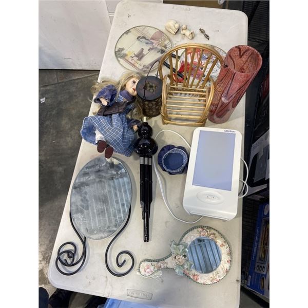 LOT OF GOODS INCLUDING VERILUX COMFORT LENS, WOODEN WIND INSTRUMENT, DECORATIVE VASE
