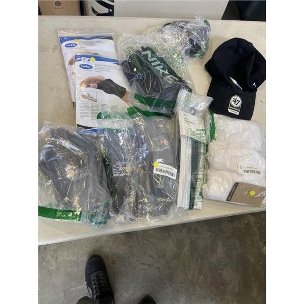 TRAY OF NEW NIKE SPORTSWEAR AND WORK GLOVES, THUMB GGLOVES ETC, INLCUDING NIKE XL GOLF SHIRT