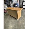 Image 5 : MAPLE FINISH SERVING CABINET