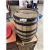 Image 1 : VINTAGE SMALL KEG