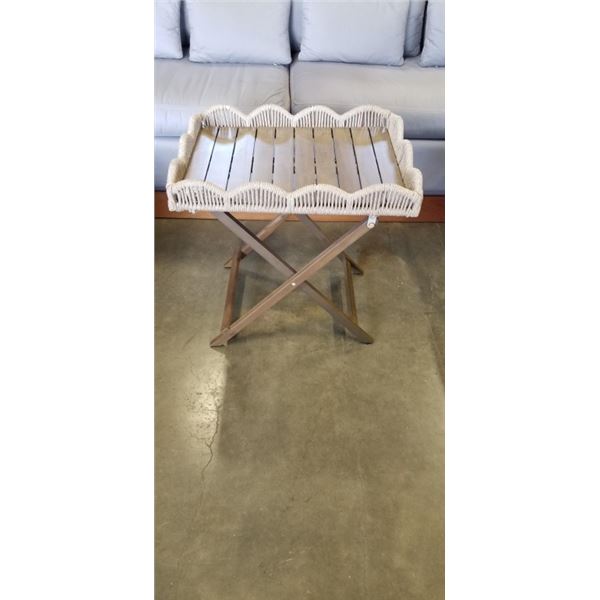 MODERN FOLDING TRAY