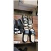Image 2 : 6 PAIRS OF SHOES, BOOTS, AND SLIDES