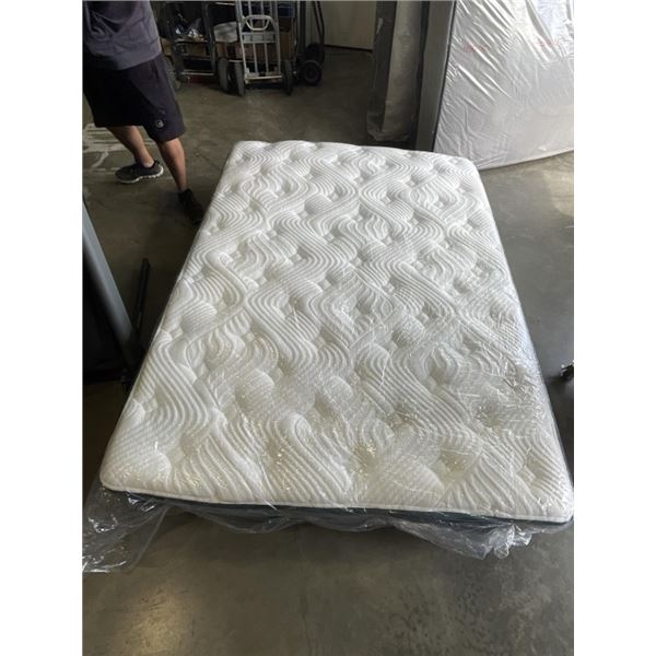 QUEENSIZE LOGAN AND COVE MATTRESS