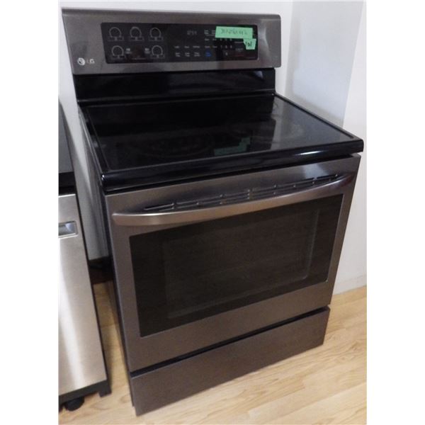 LG 30" Electric Range with convection oven ... model LRE3193BD /00