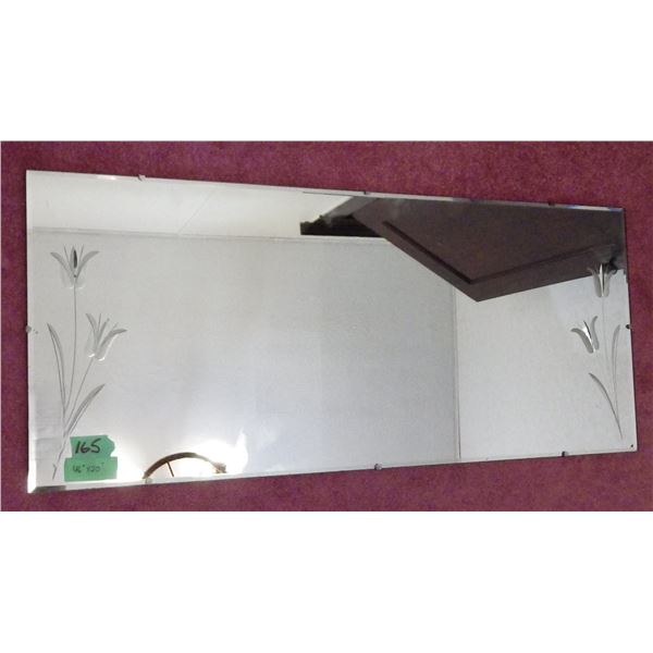 Wall mirror