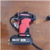 Image 4 : Motomaster 20 Volt Portable Tire inflator