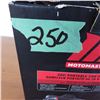 Image 5 : Motomaster 20 Volt Portable Tire inflator