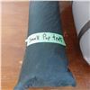 Image 4 : a small pup tent and sleeping bag