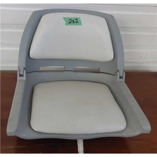Boat seat