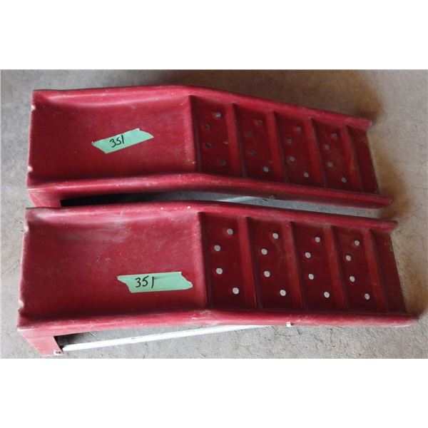 set of car ramps