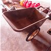 Image 2 : Rubbermaid Yard cart