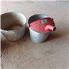 Image 3 : metal cans and pails