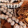Image 4 : box of assorted roller chain