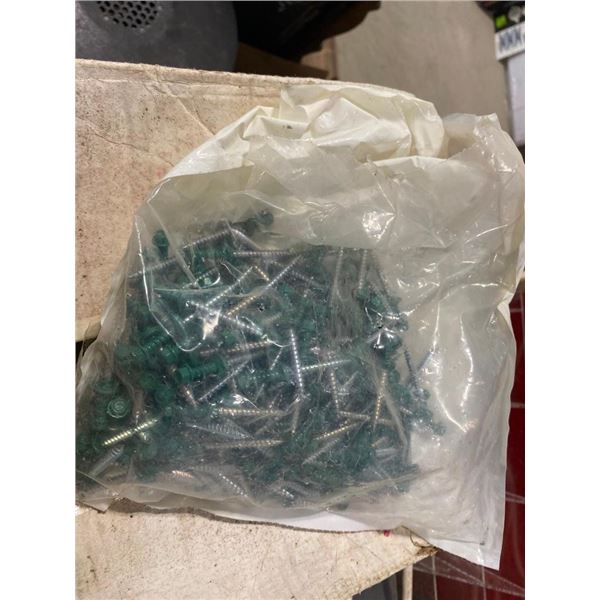 BOX OF ASSORTED ROOFING SCREWS