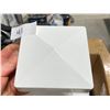Image 1 : 10 POST TOPS 5IN