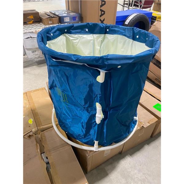 FOLD UP WATER BARRELL
