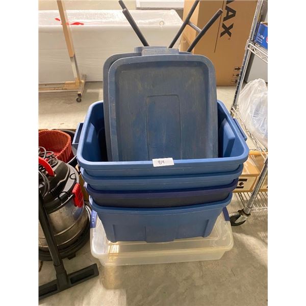 4 PLASTIC TOTES WITH COVERS