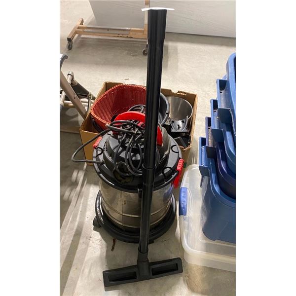 BENCHMARK WET/DRY VAC