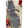 Image 1 : LAWN CHAIR