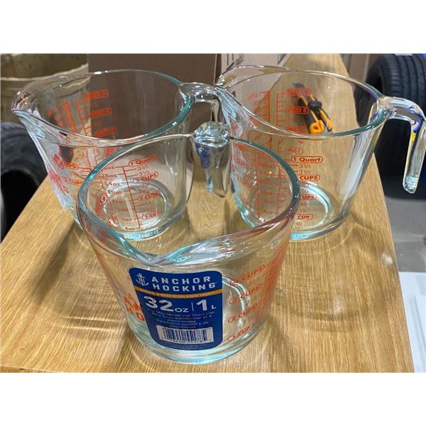 3 MEASURING CUPS - 1 LITRE