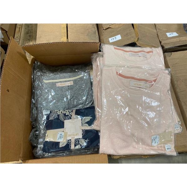 APPROX $1000 RETAIL WORTH OF BRAND NAME CLOTHING