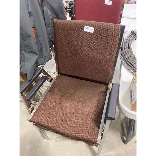 2 CHAIRS