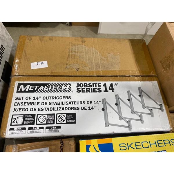 SET OF 14 INCH METALTECH OUTRIGGERS