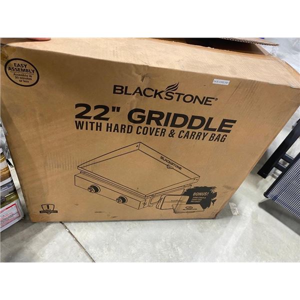 22 INCH BLACKSTONE GRIDDLE WITH COVER