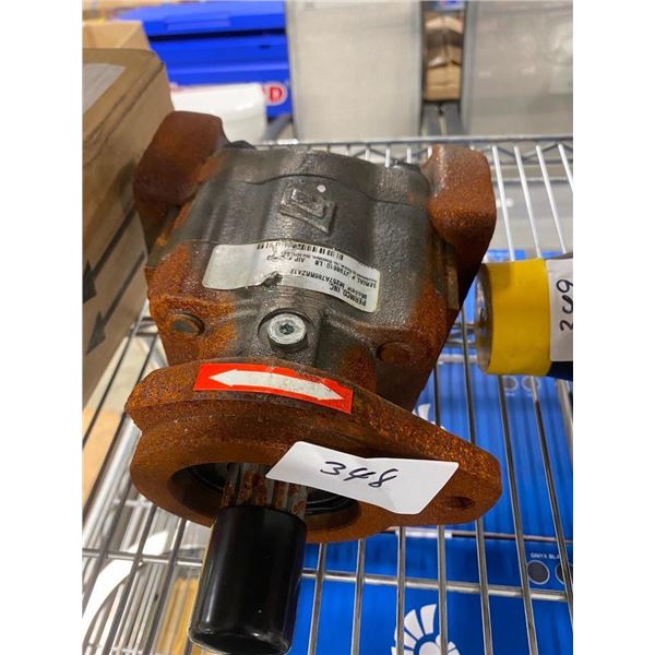 HYDRAULIC GEAR BOX / MOTOR