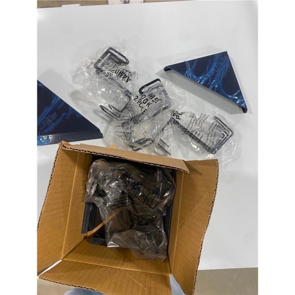 BOX OF 10 ASSORTED HOOKS