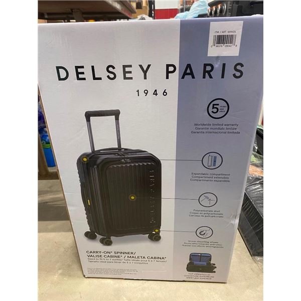 CARRY-ON SUIT CASE
