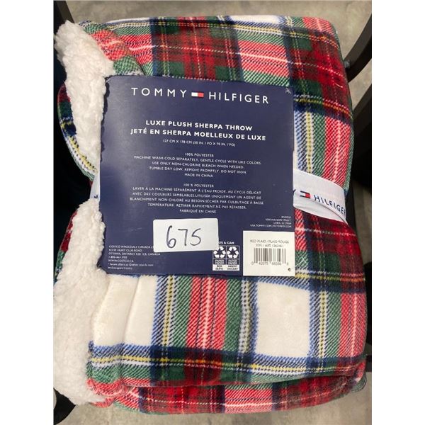 TOMMY HILLFIGER SHERPA THROW