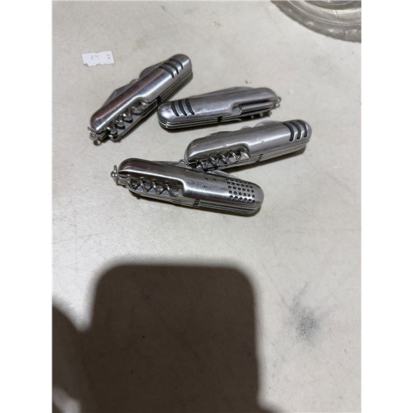 Pocket knives