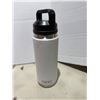 Image 1 : Yeti, water bottle white