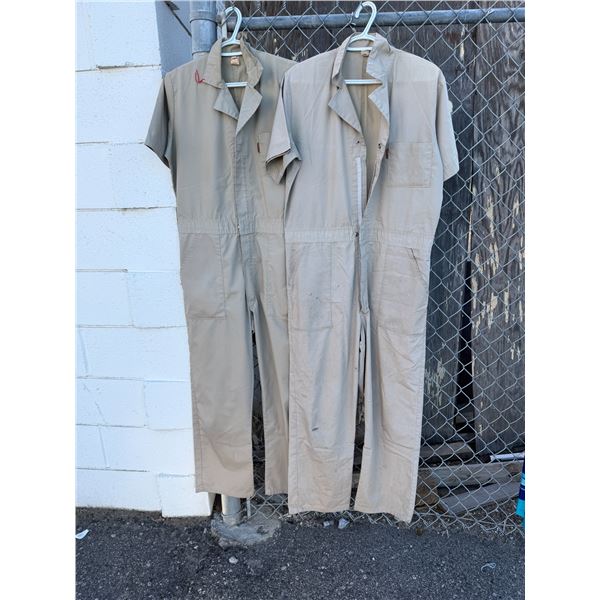 HAMMILL coveralls size small
