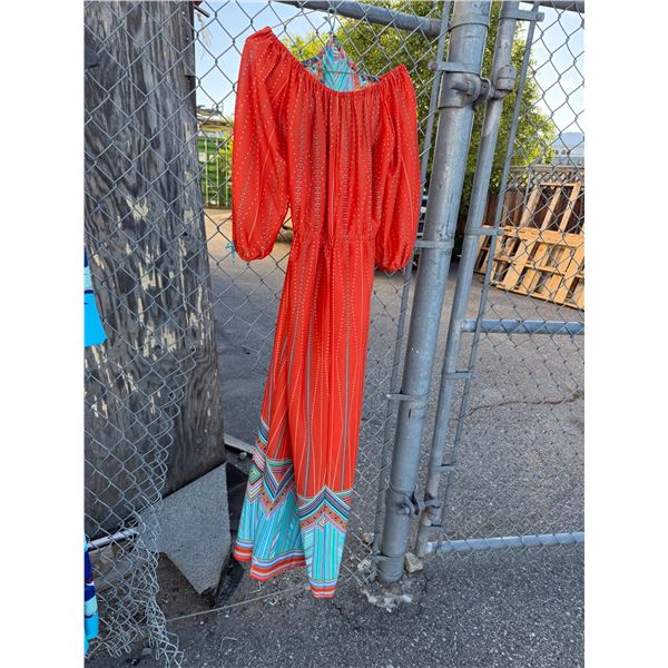 Dress size not shown
