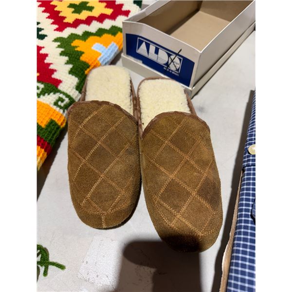 Slipper size 9