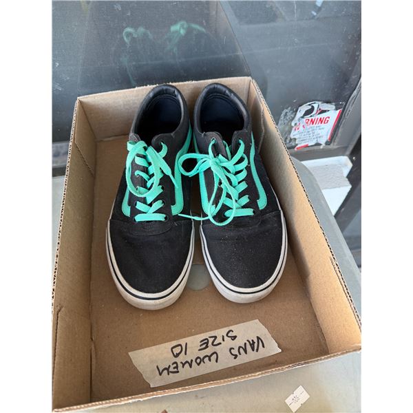 Women's vans size 10